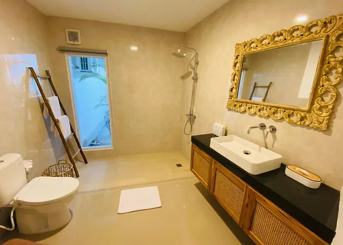 Casa Praja Seminyak (Bali)